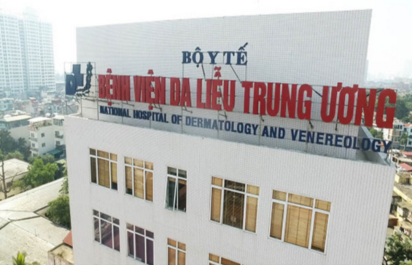 7 phòng khám trị mụn trứng cá uy tín tại Hà Nội