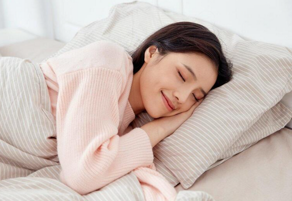 Sinh hoạt khoa học giúp giảm mụn trứng cá