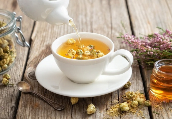Uống gì để trị mụn nội tiết nhanh chóng và an toàn