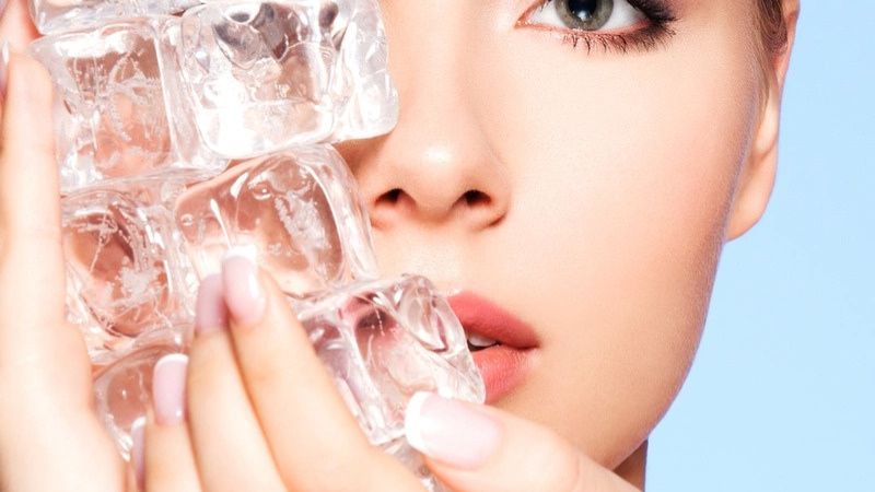 Cách làm xẹp mụn sưng đỏ sau 1 đêm