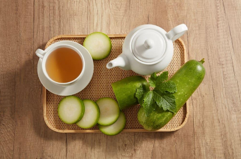 Nóng trong người uống gì để giải nhiệt?