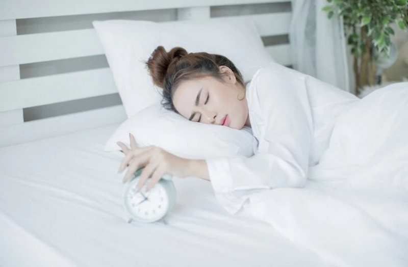Giải đáp tiêm filler có bị chảy xệ không, có hại về sau không?