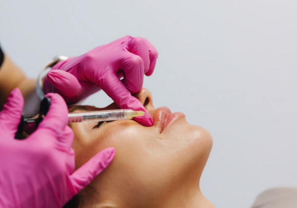 Tiêm môi là gì? Công dụng, quy trình và những điều cần biết