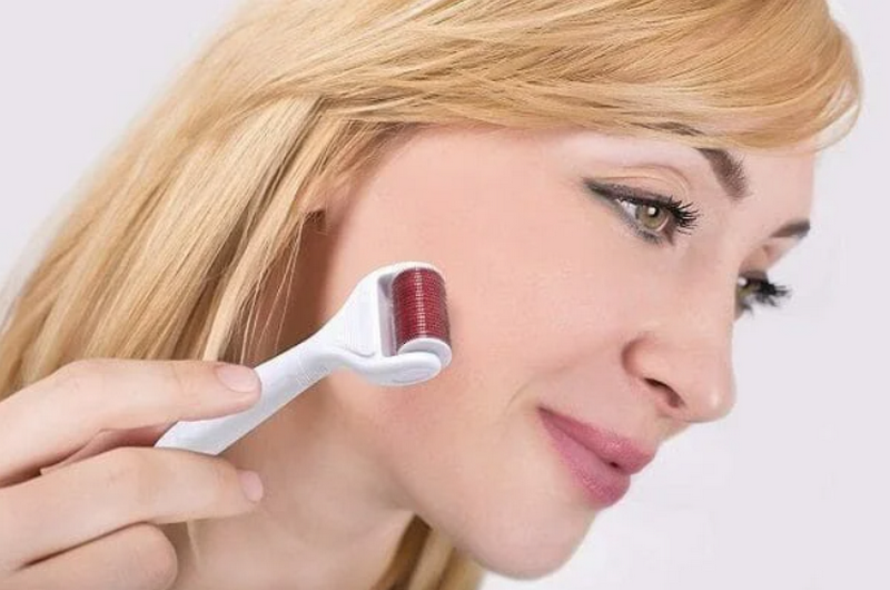 Cách lăn kim tại nhà có an toàn không? Vì sao bác sĩ không khuyến khích