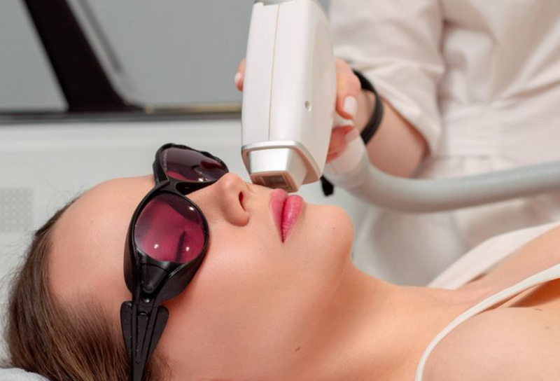 Giá triệt lông bao nhiêu? Bảng giá từng vùng và những yếu tố ảnh hưởng